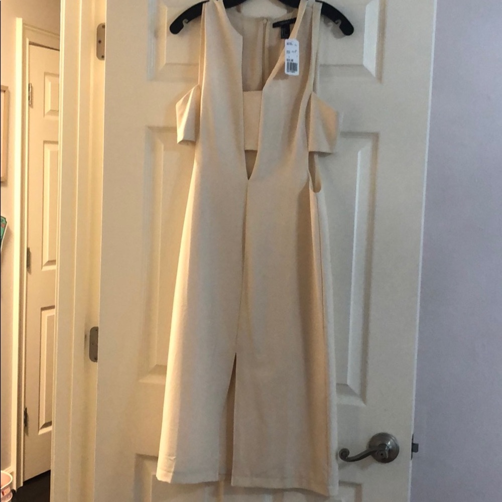 Foever 21 new off white dress, size L